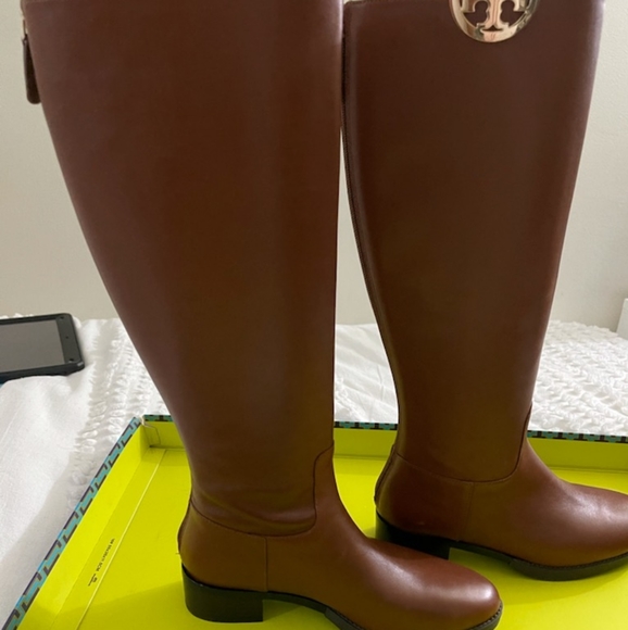 Tory Burch SIDNEY Riding Boot - Picture 4 of 4